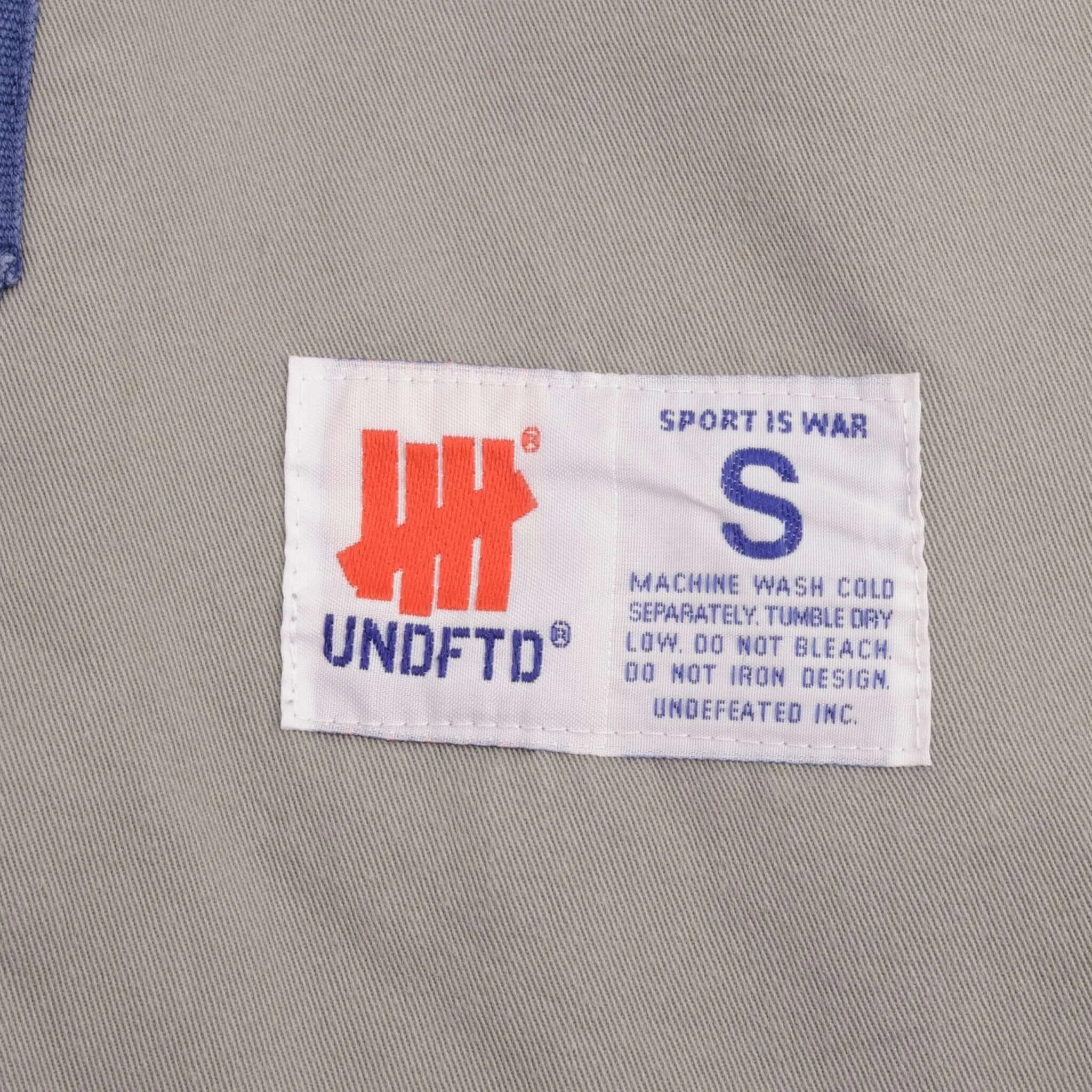 VINTAGE UNDEFEATED HEADHUNTER 2000S BASEBALL JERSEY SIZE SMALL